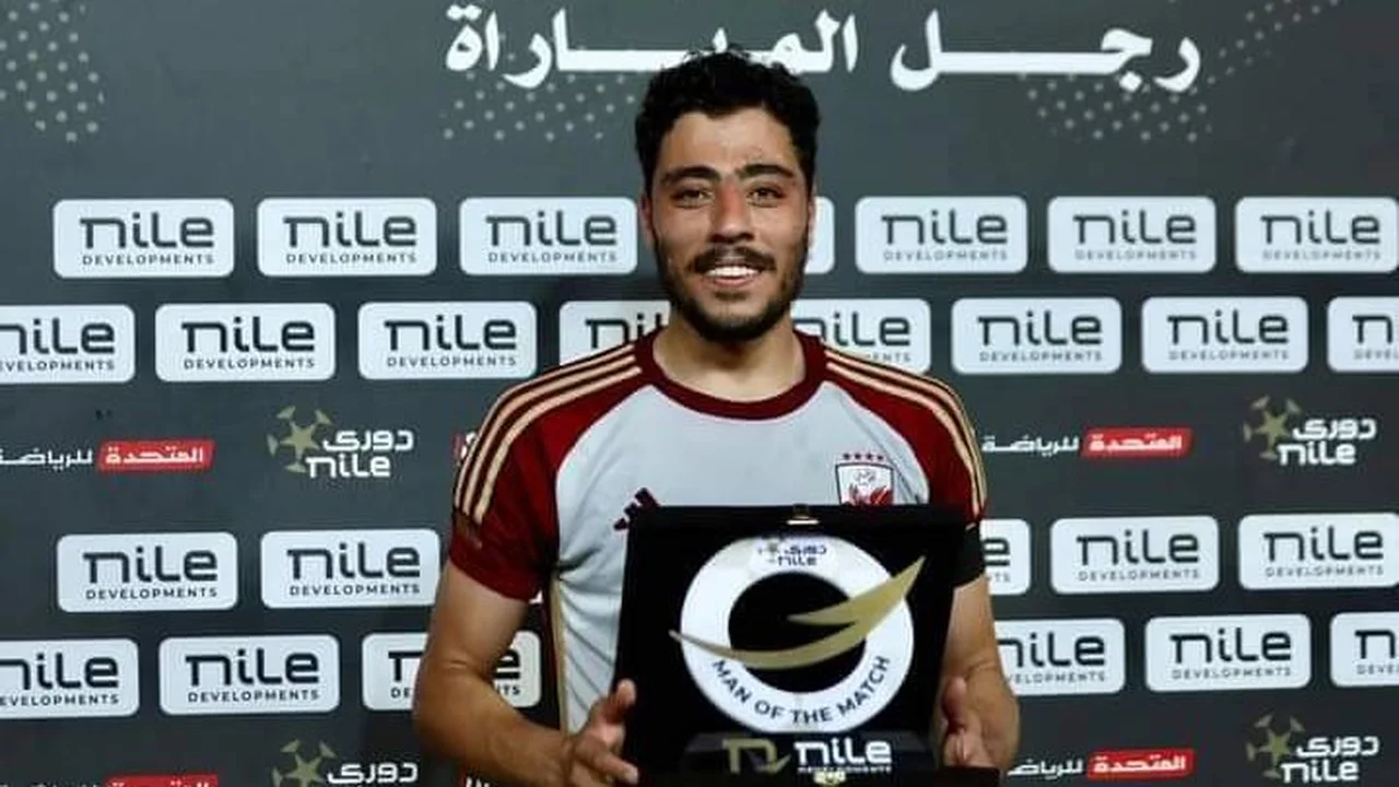 تعليق غير متوقع من الشمال القطري بشأن عودة أكرم توفيق إلى الأهلي